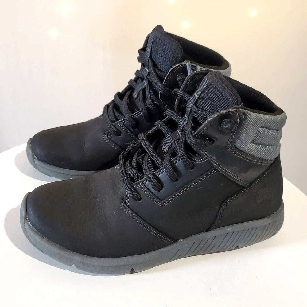 Timberland Boltero Nubuck Leather Rebotl Black High Top Sneaker Boys Size 1 Boot